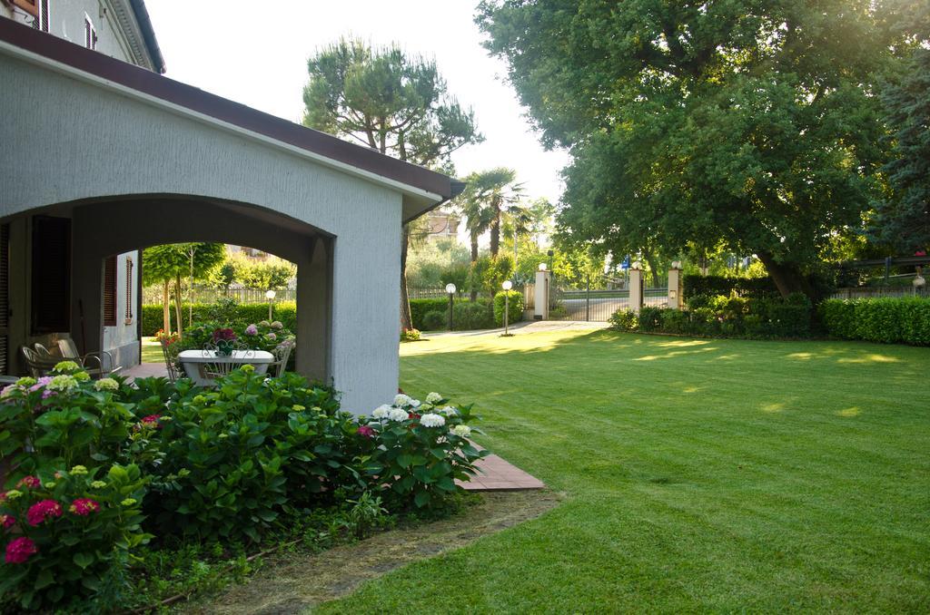 La Coccinella Bed and Breakfast Iesi Εξωτερικό φωτογραφία